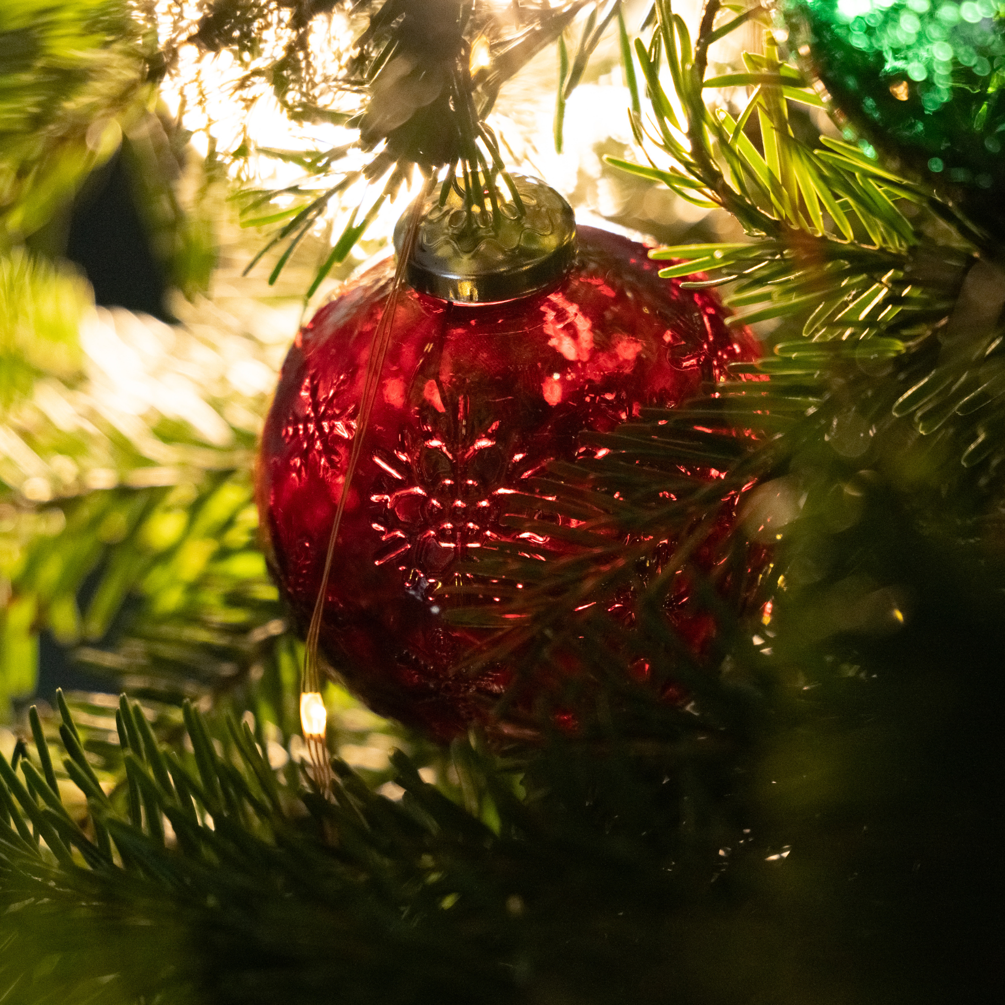 Glass Snowflake Bauble