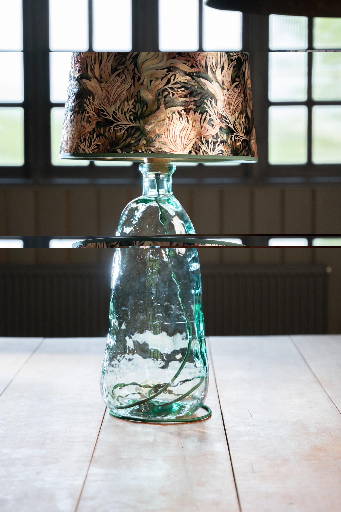 Recycled Glass 56cm Oasis Lamp