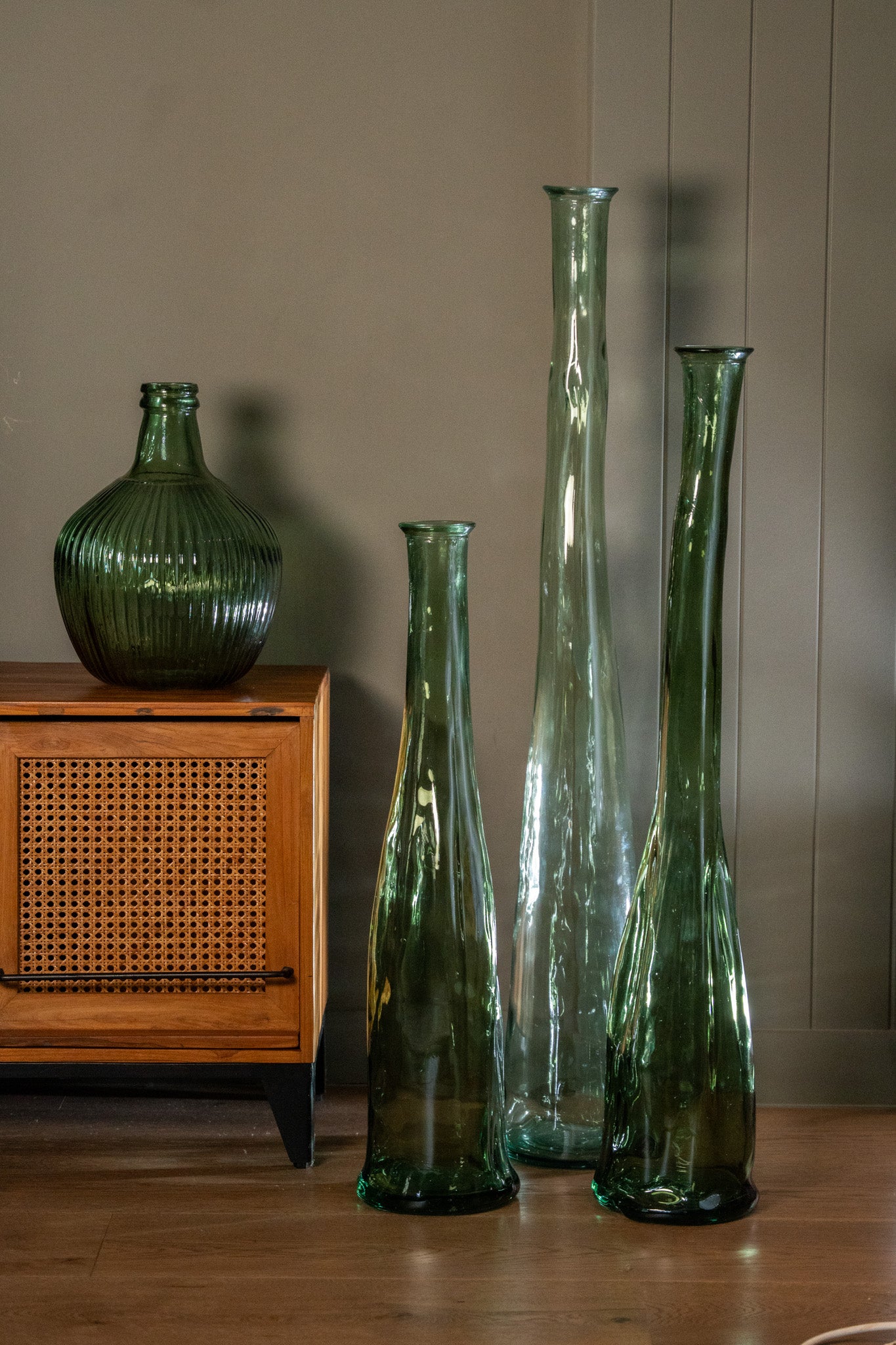 Recycled Glass 37cm Aria Bottle