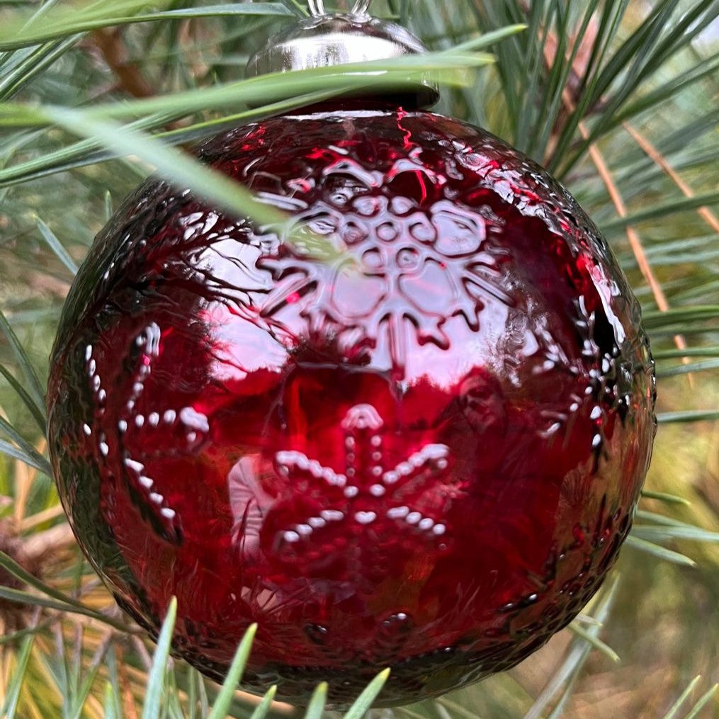 Glass Snowflake Bauble