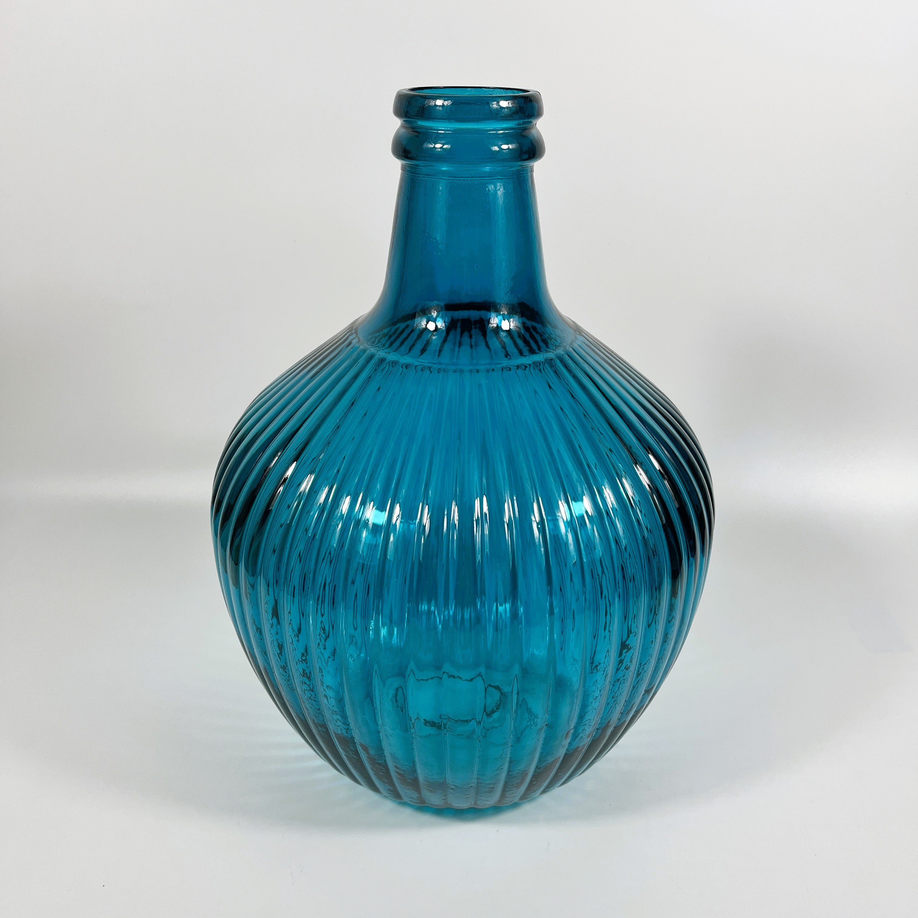 Recycled Glass 37cm Aria Bottle