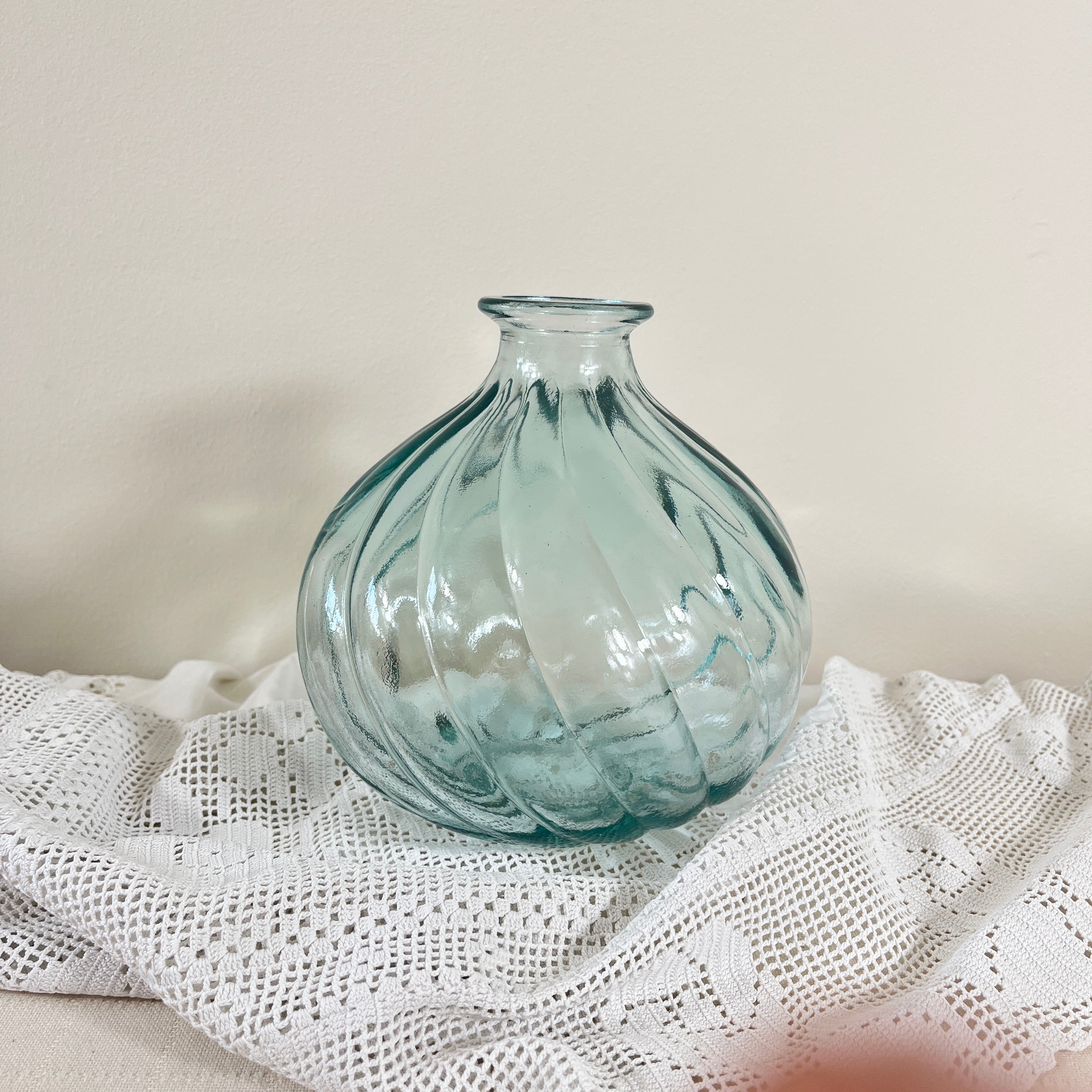 Recycled Glass Spiral Vase 17cm