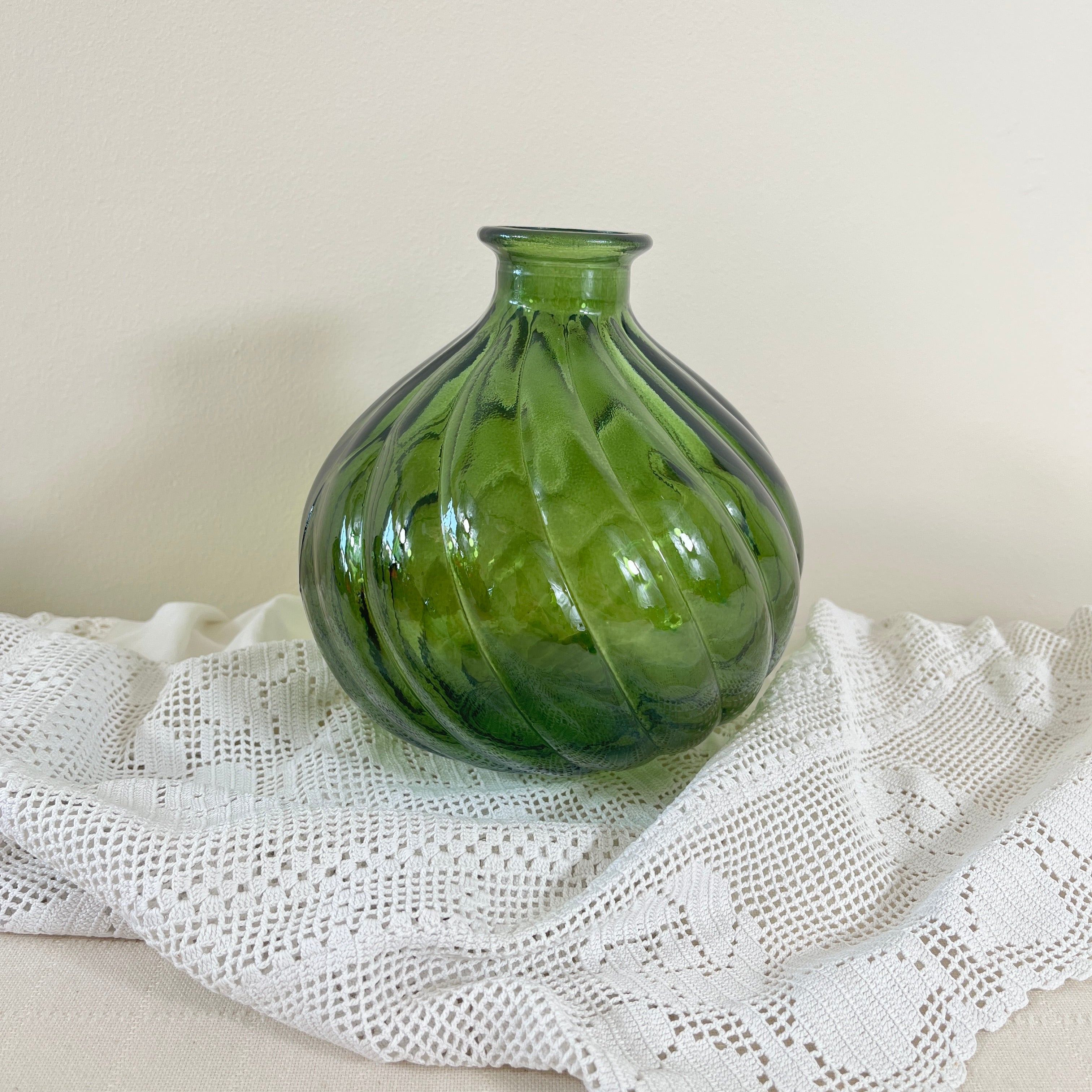 Recycled Glass Spiral Vase 17cm