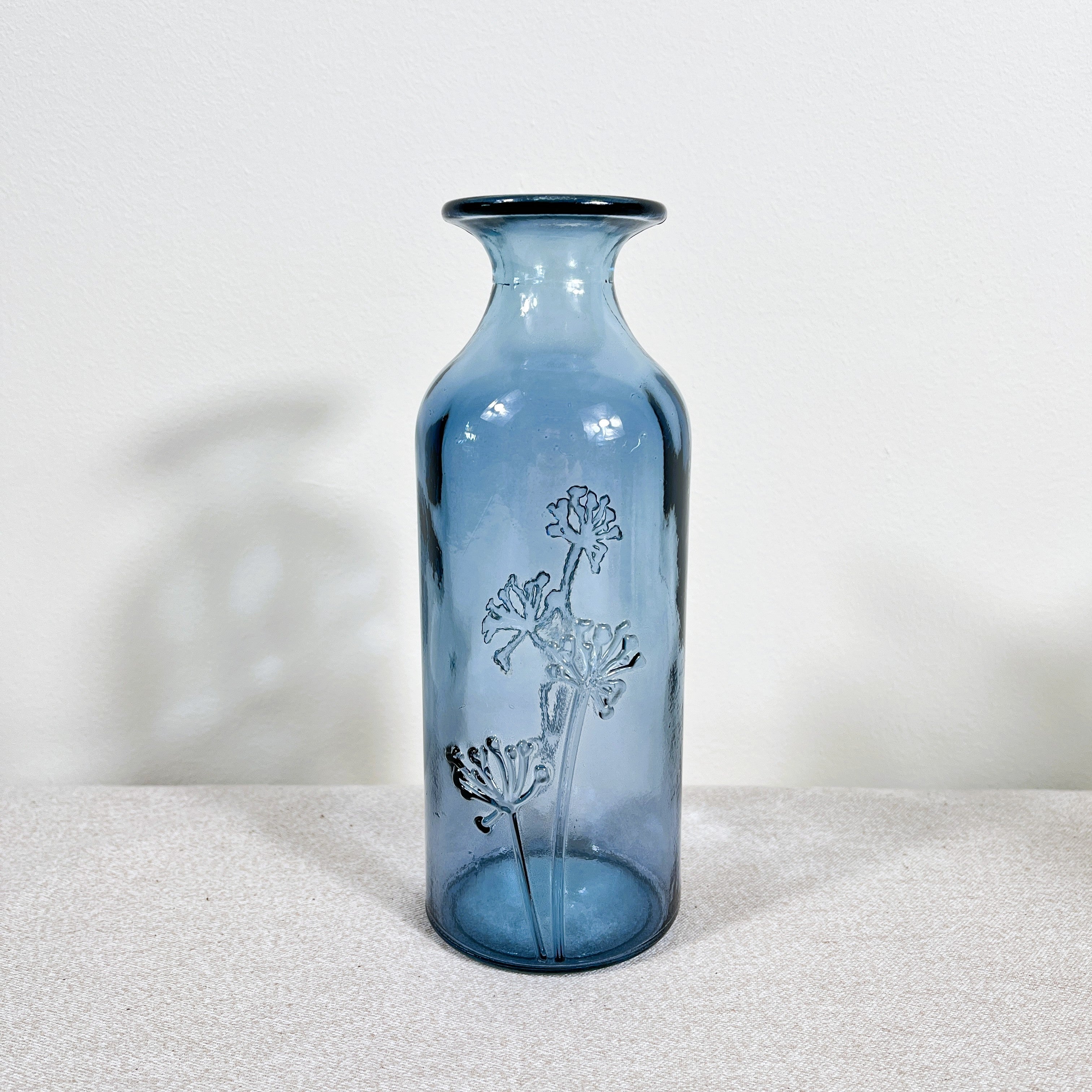 Recycled Glass Cow Parsley 19cm Vase
