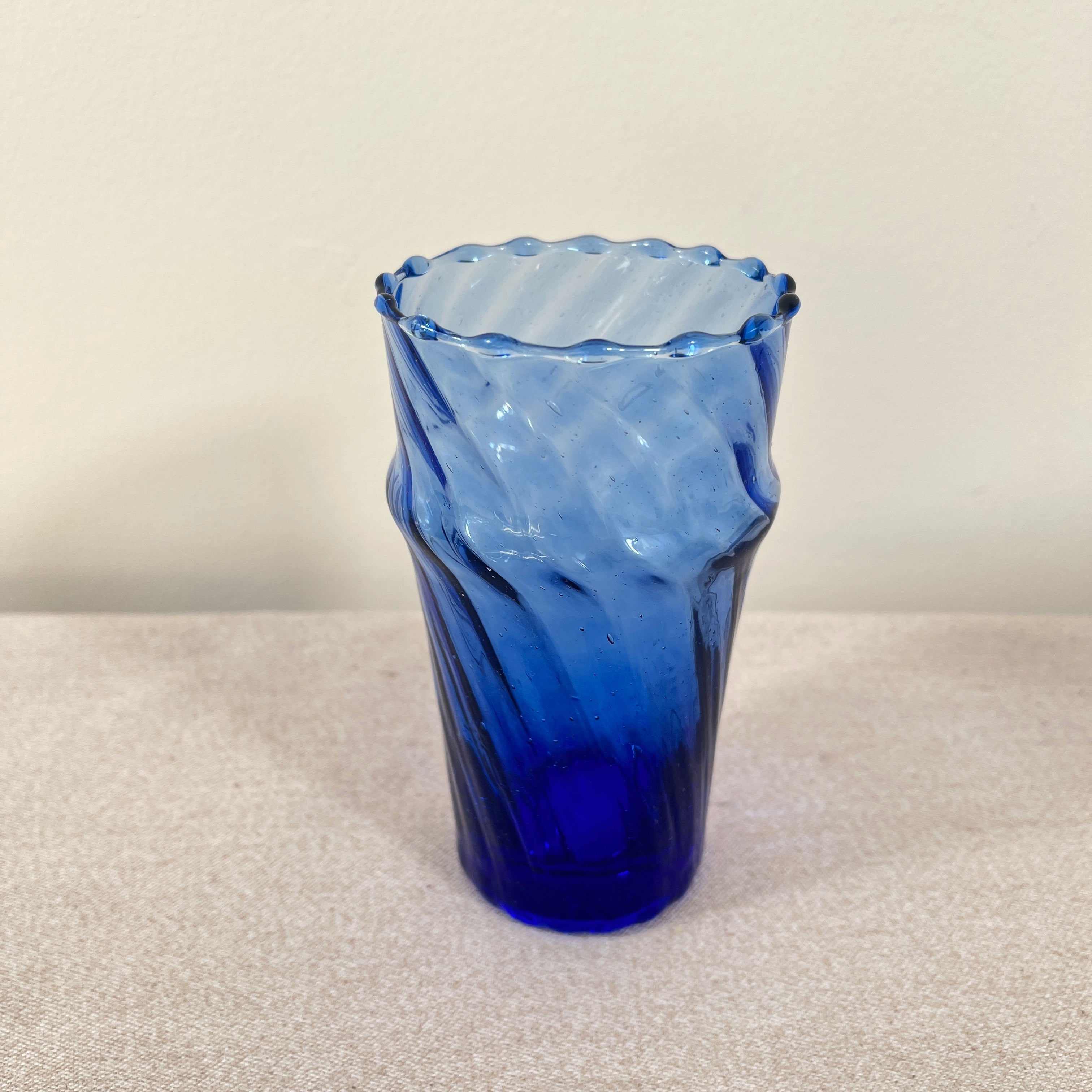 Moroccan Handmade Recycled Glass Moyen Twist Tumbler - 300ml