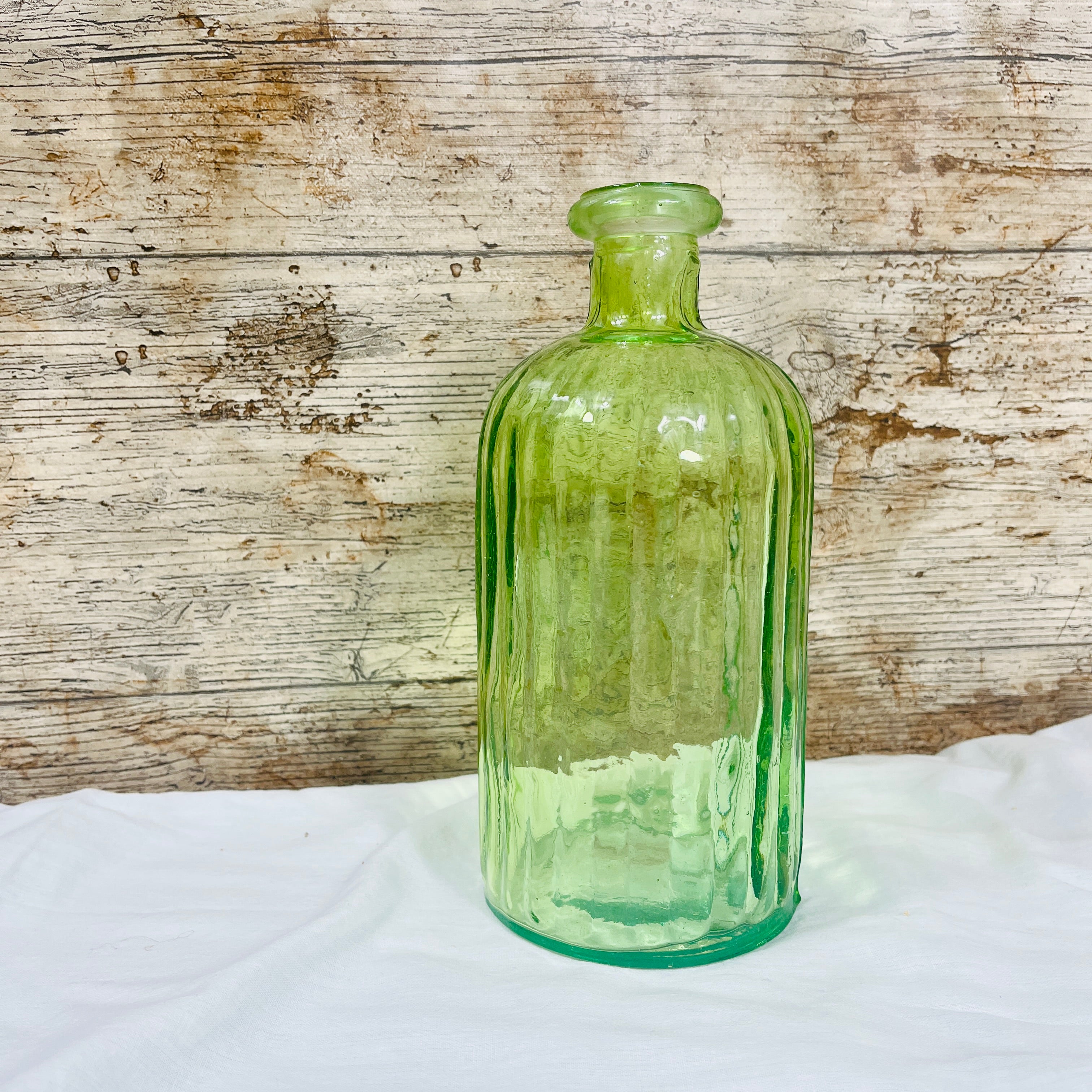 Mixed Case 20cm Ripple Vase