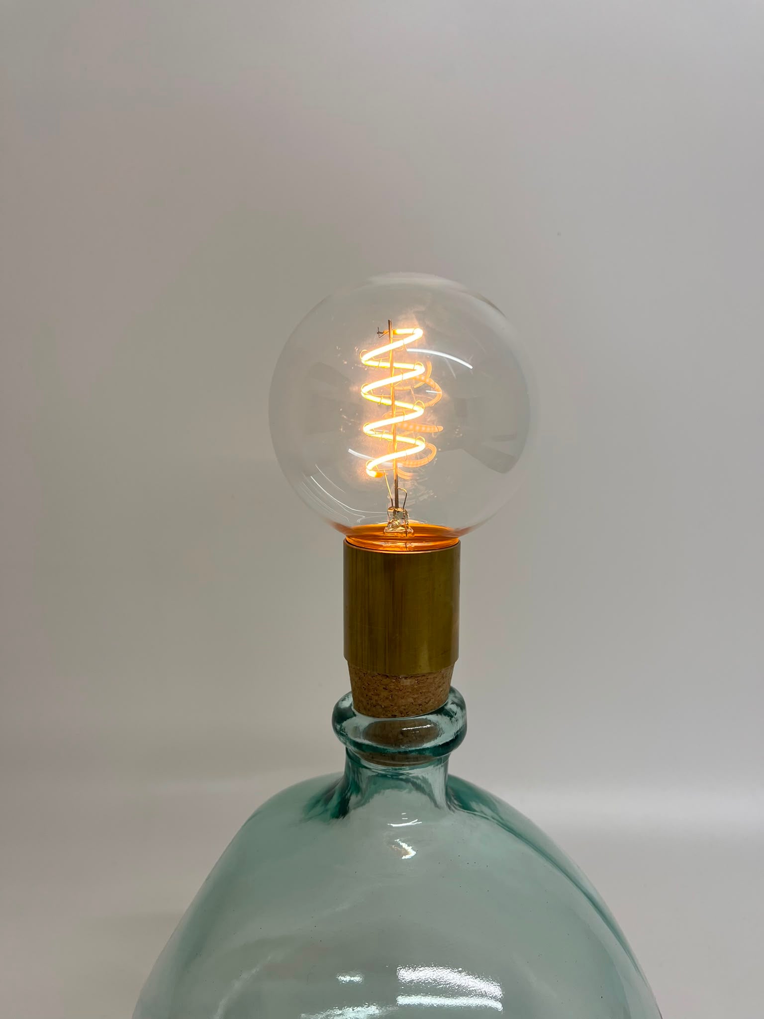 Cordless LED Simplicity Light with Cork & Brass Holder 38cm