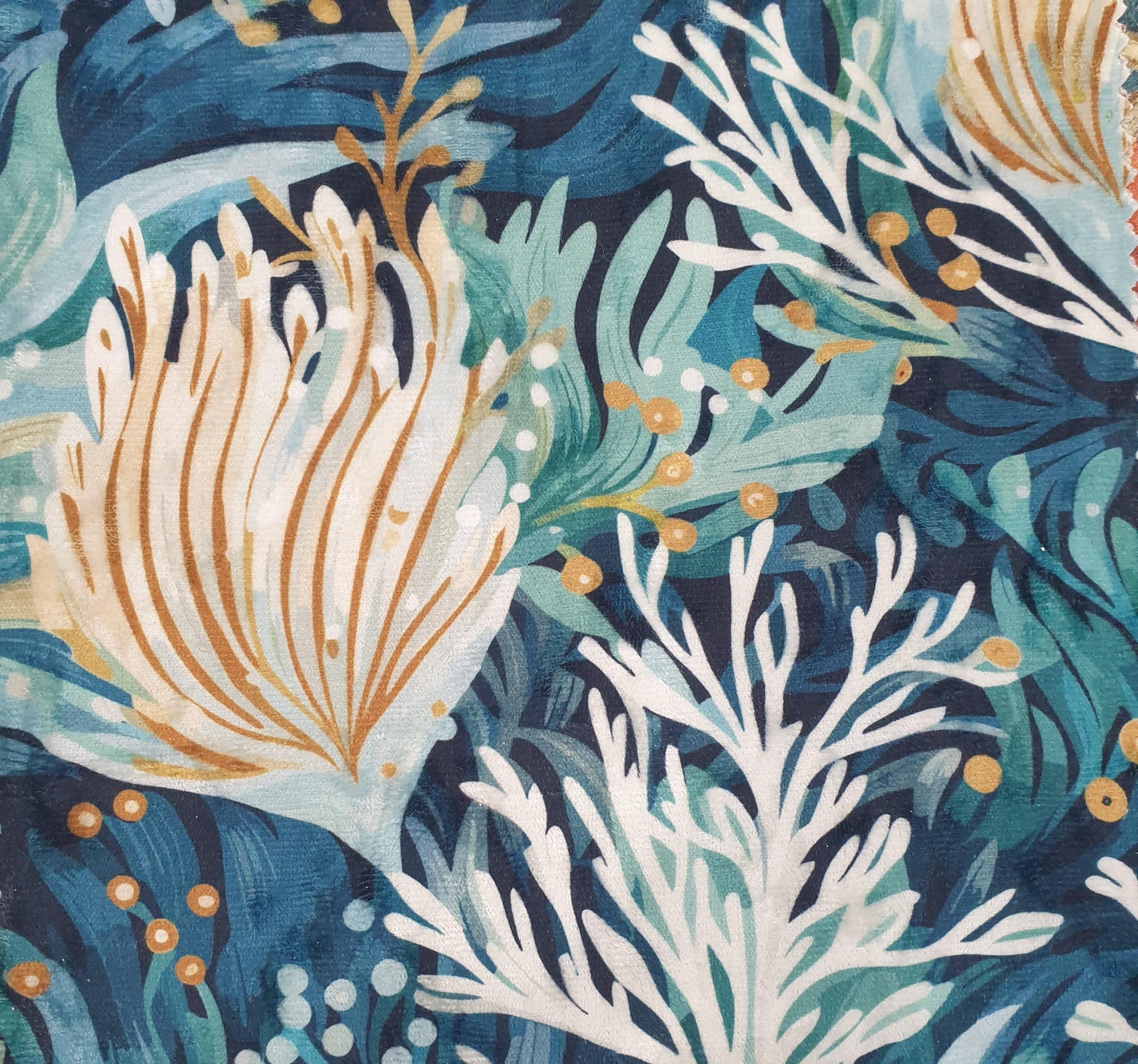 Lagoon Deep Water Velvet Shade 8" to 18"
